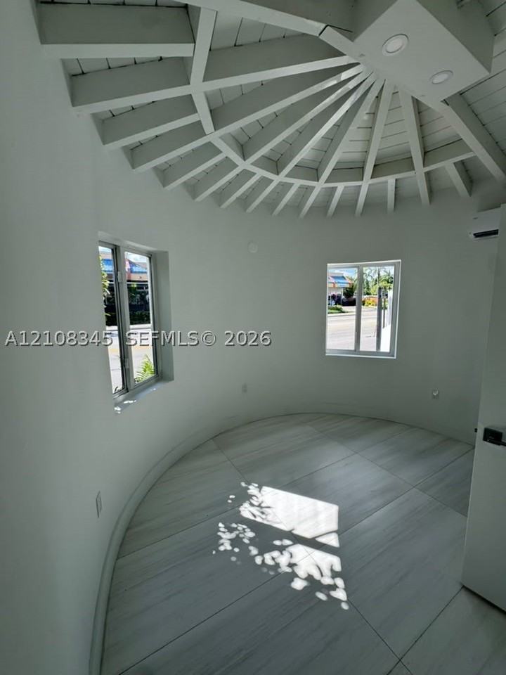 4315 Sw 8th St #1 - Photo 4 of 8