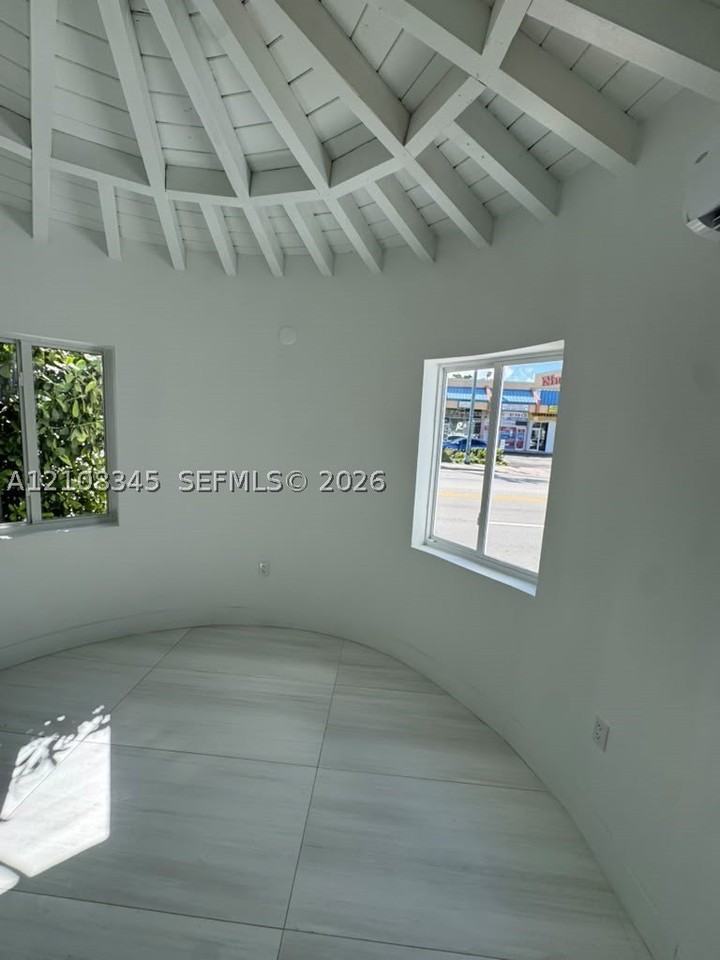 4315 Sw 8th St #1 - Photo 5 of 8