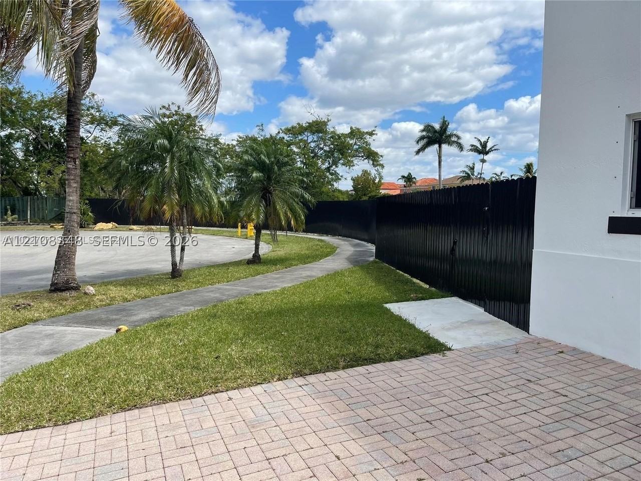 16101 Sw 141st Ave #A - Photo 3 of 13