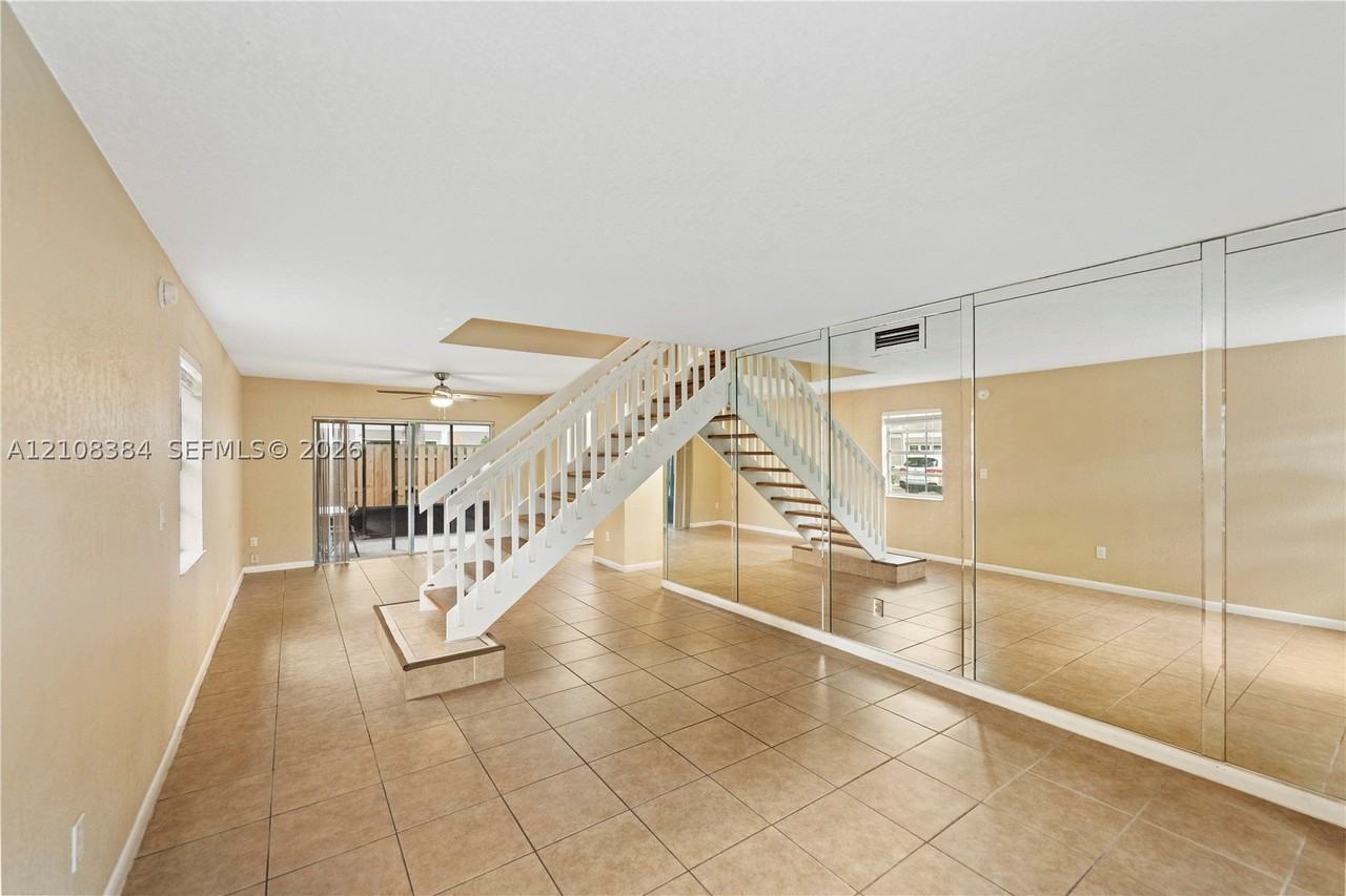 5263 Sw 121st Ave #5263 - Photo 4 of 36
