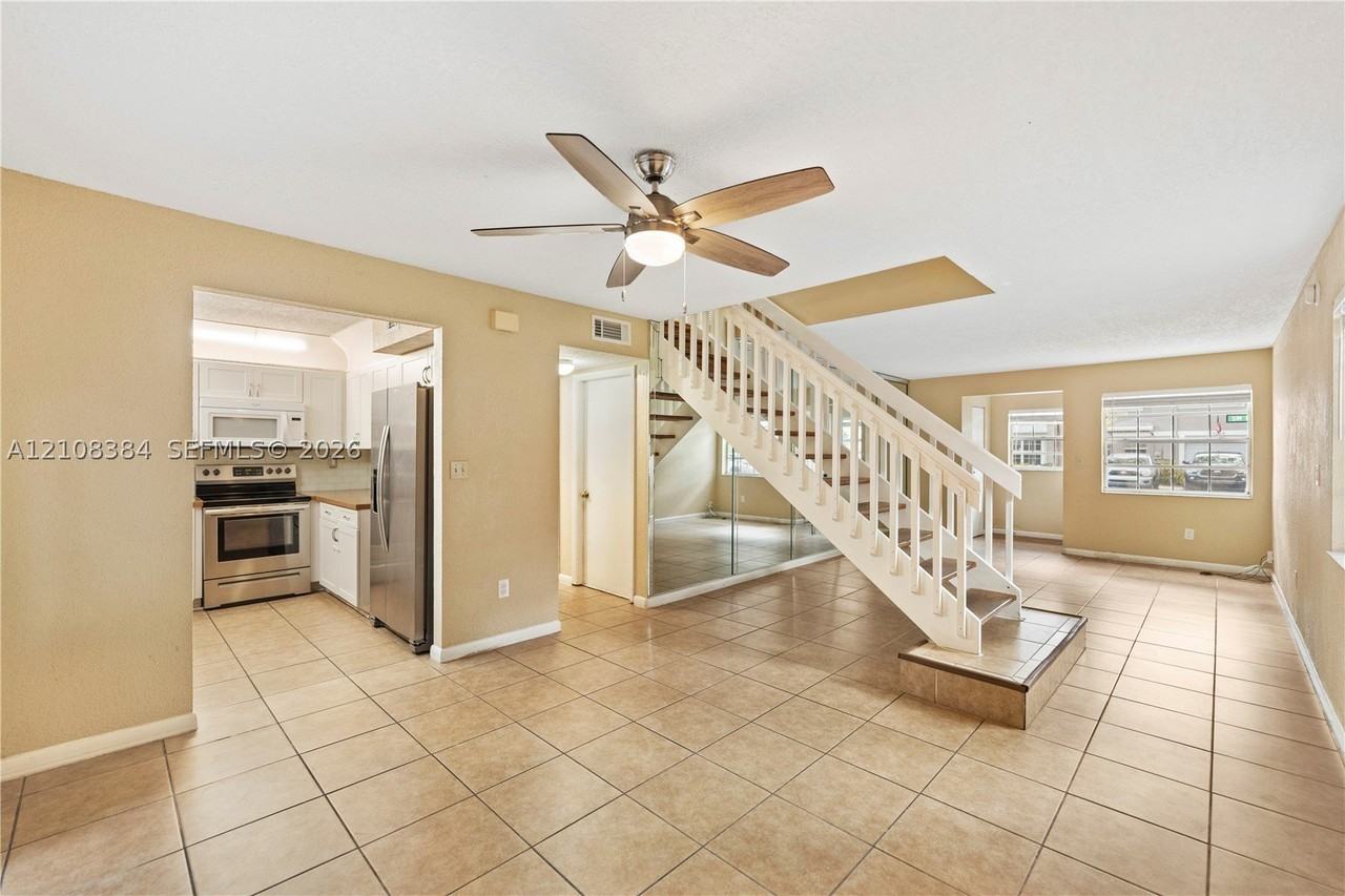 5263 Sw 121st Ave #5263 - Photo 6 of 36