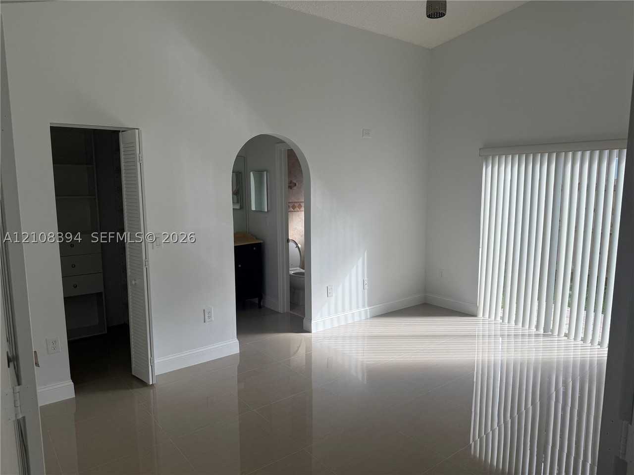 14781 Sw 156th Ave - Photo 3 of 15