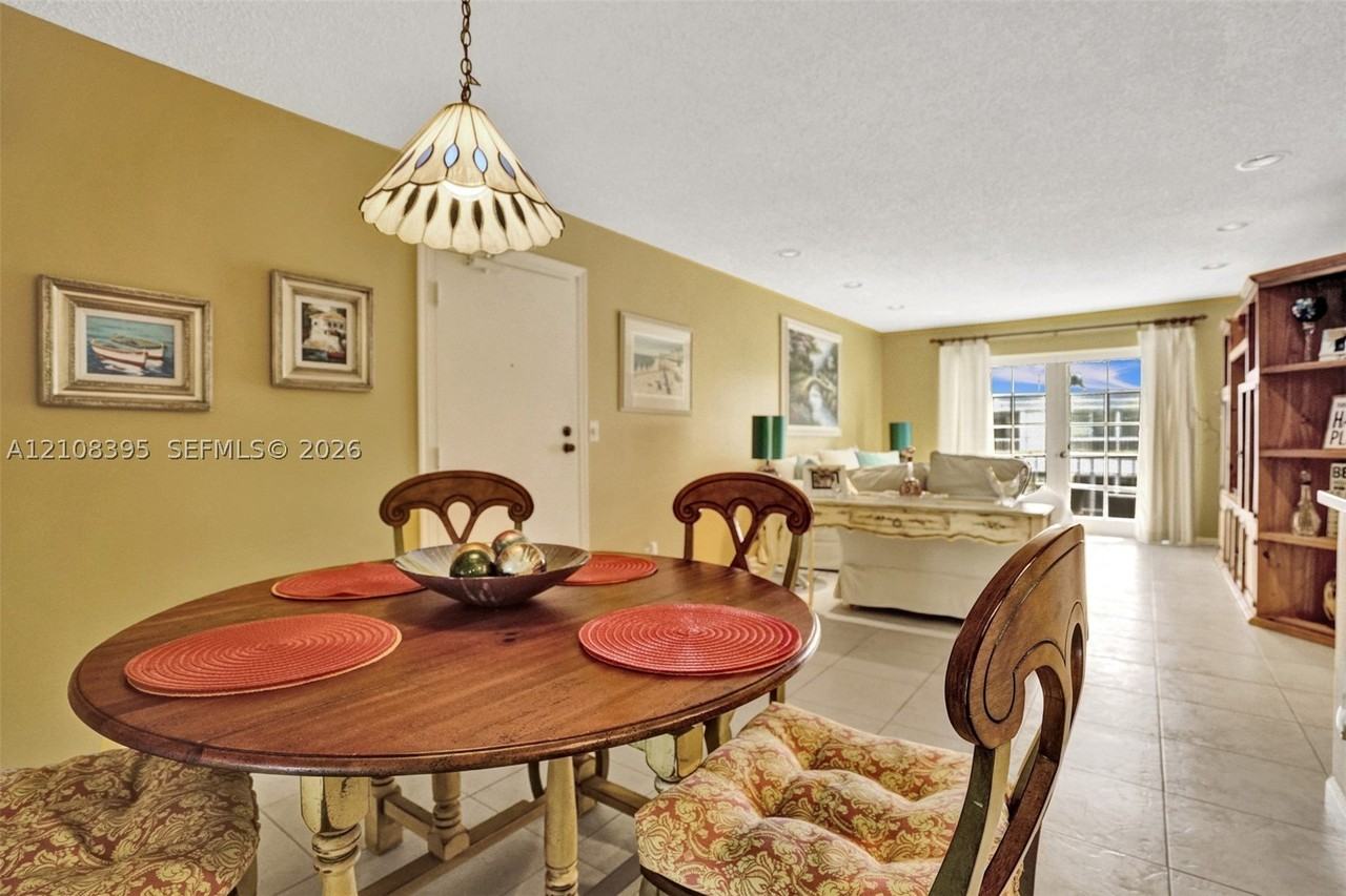 6511 Bay Club Dr #3 - Photo 7 of 17
