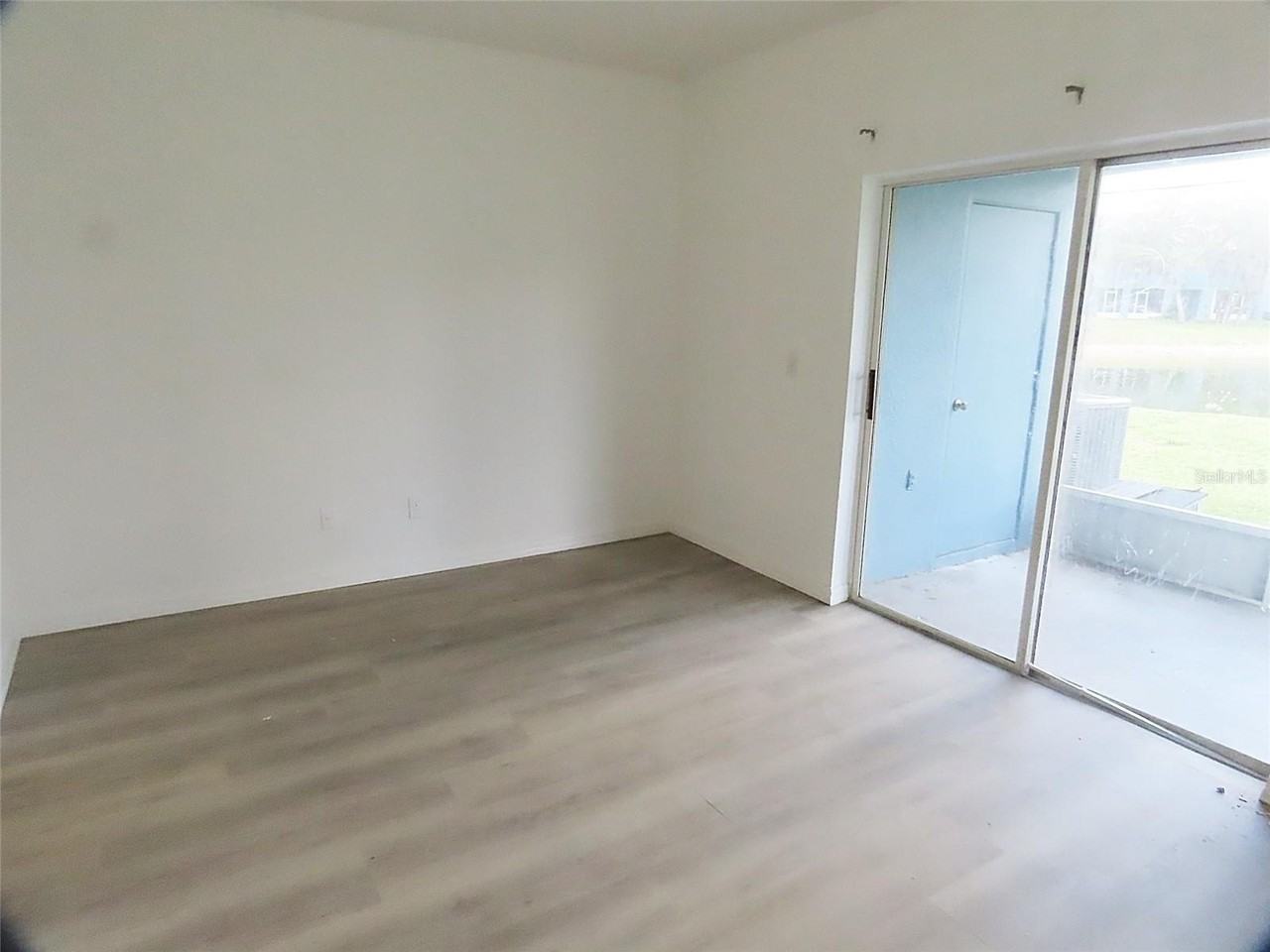 427 Wilton Cir - Photo 6 of 13