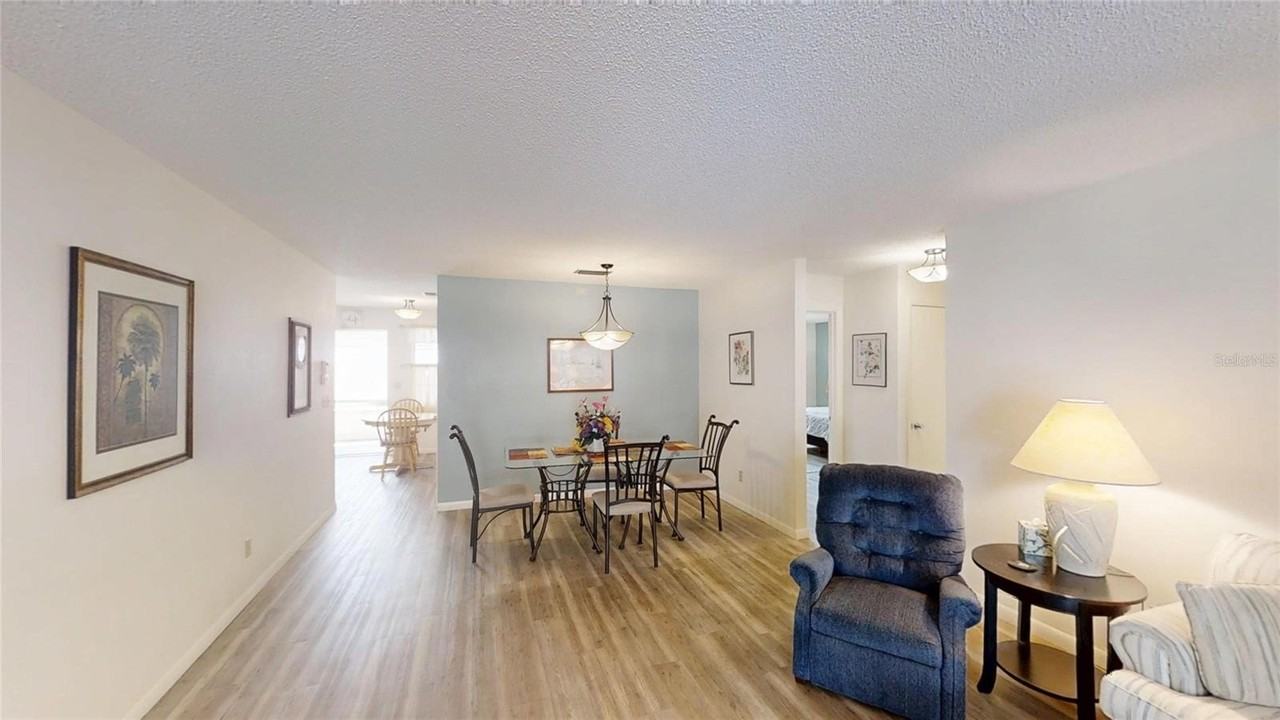 8830 Sw 94th Street Rd #E - Photo 5 of 20