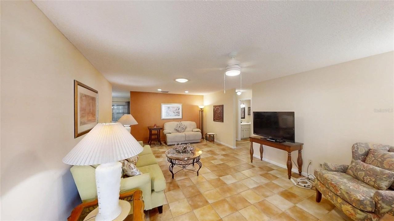8500 Sw 93rd Ln #B - Photo 2 of 22