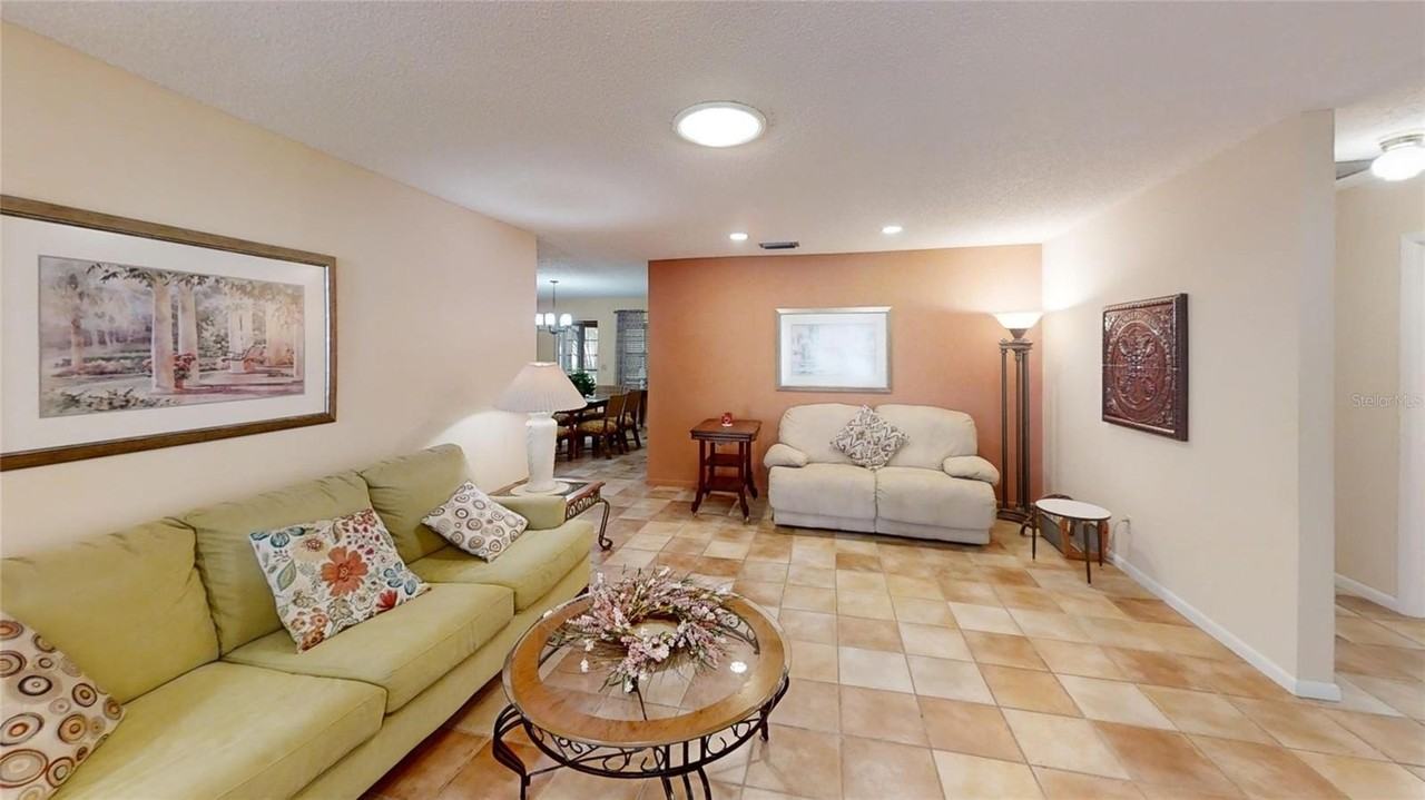 8500 Sw 93rd Ln #B - Photo 3 of 22