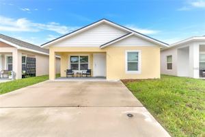 featured image of 1502 Las Villas Blvd
