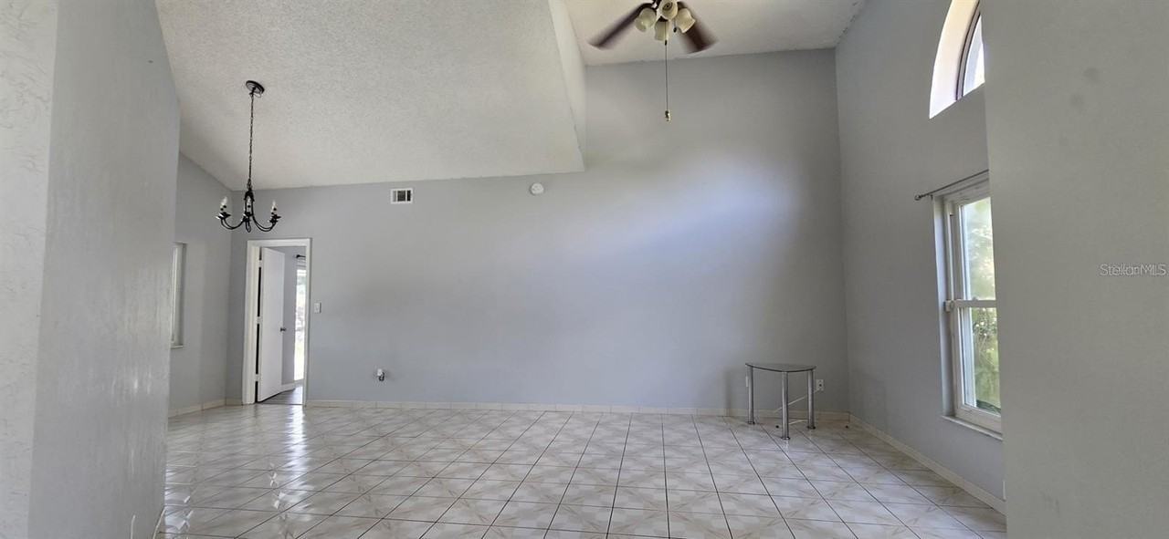 616 New Mexico Woods Ct - Photo 2 of 16