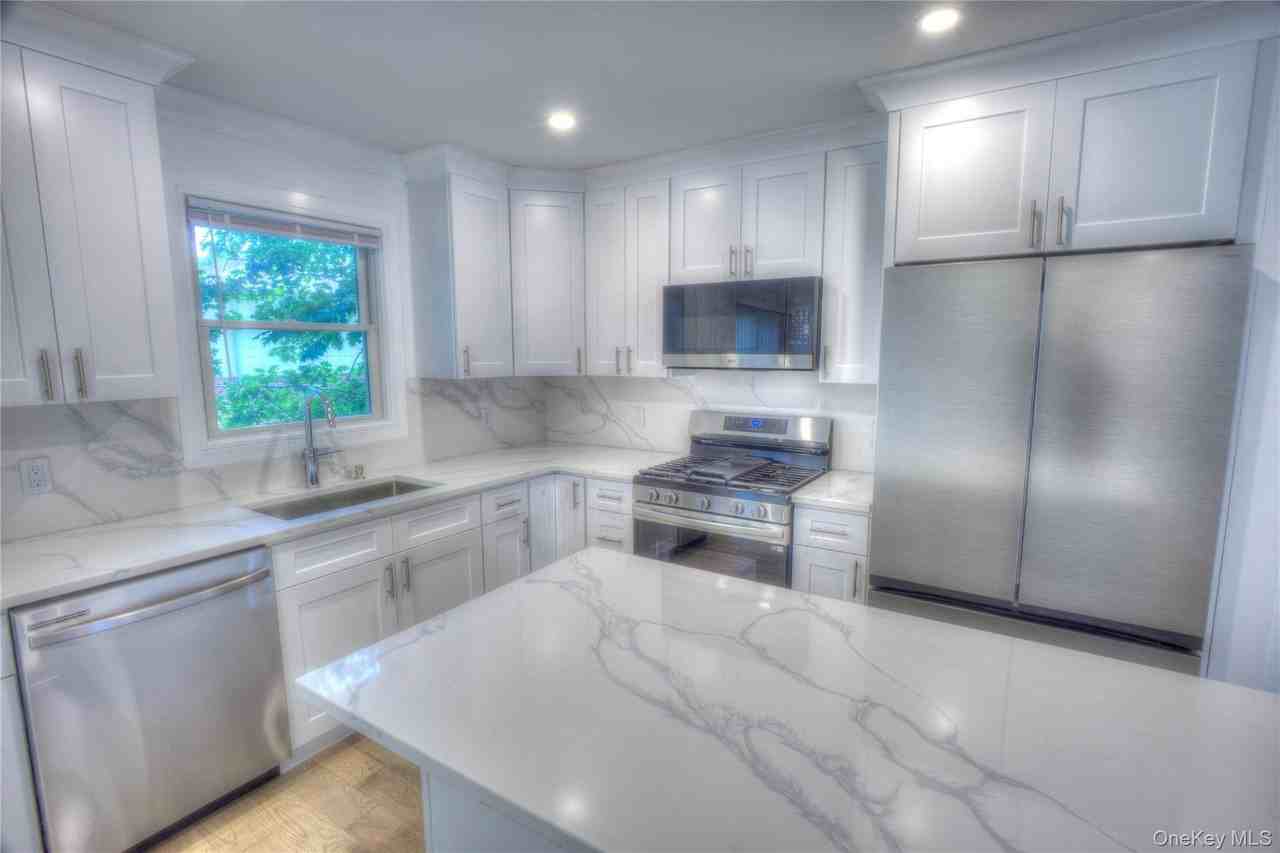 56 Kirkwood Rd #A - Photo 3 of 28