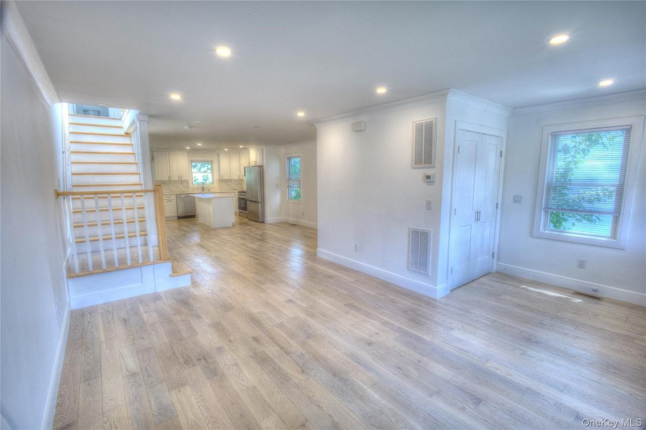 56 Kirkwood Rd #A - Photo 5 of 28