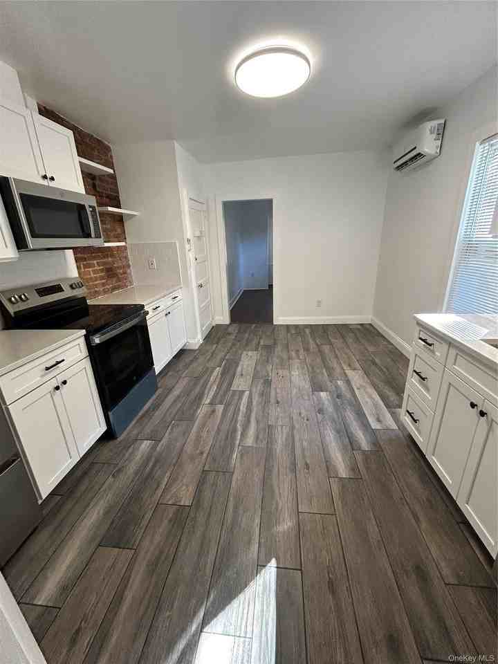7 Dunwoodie St #1S - Photo 3 of 10