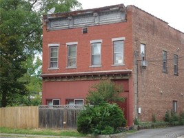 featured image of 165 Ulster Ave #6