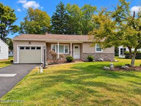 68 Edinburgh Dr - Photo 1 of 1