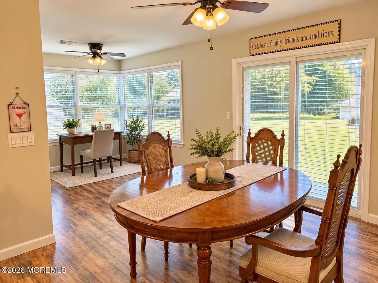 68 Edinburgh Dr - Photo 4 of 10