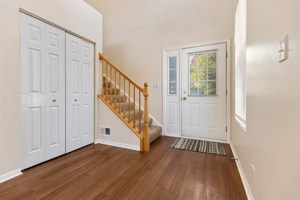 2759 Mcclennan Ct - Photo 3 of 24