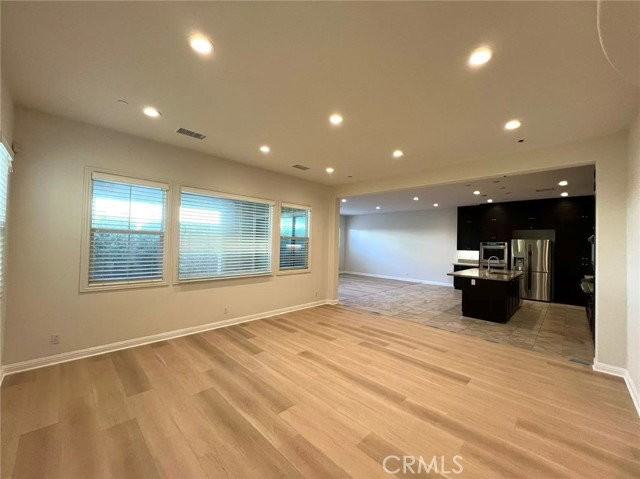 15 Acadia Ct - Photo 2 of 8