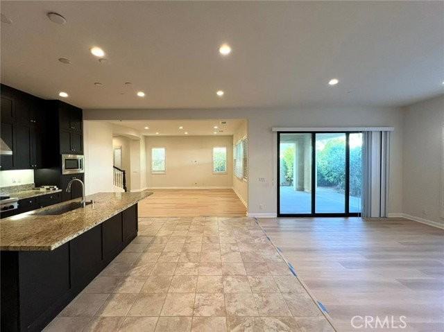 15 Acadia Ct - Photo 3 of 8