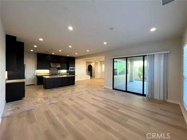 15 Acadia Ct - Photo 4 of 8