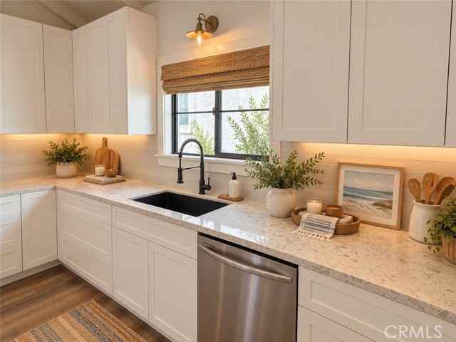 216 Amethyst Ave #1-2 - Photo 6 of 8