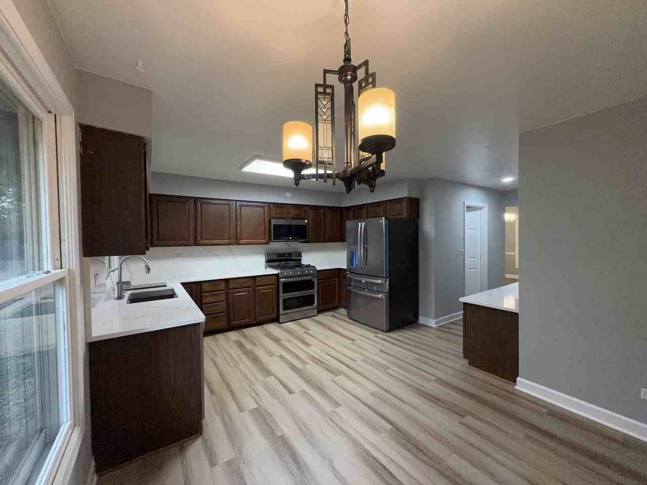 30974 N Milwaukee Ave - Photo 6 of 15