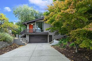 809 N Madison St - Photo 1 of 1