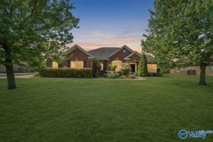 114 Parkview Dr - Photo 1 of 1