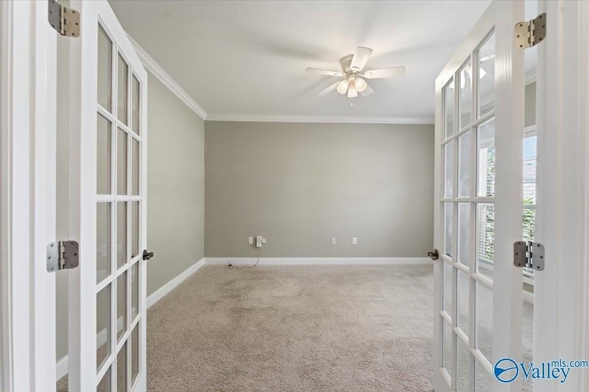 114 Parkview Dr - Photo 4 of 39