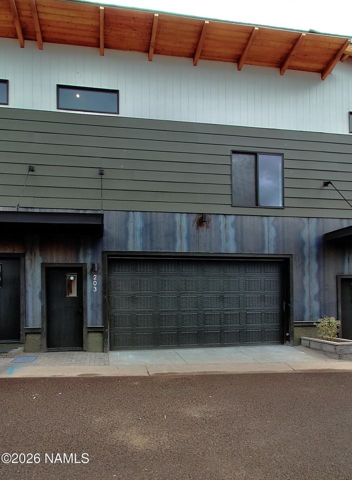 1115 E Jen Dr #203