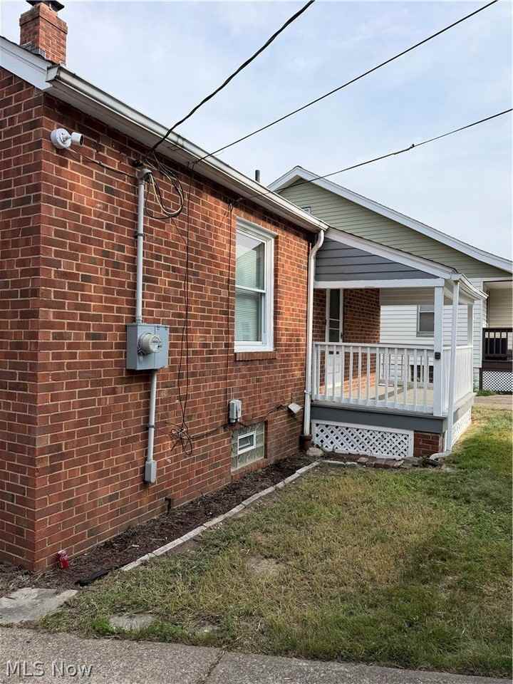 4920 E 110th St - Photo 3 of 49