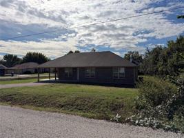 featured image of 1701 Tanglewood Dr