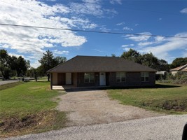 featured image of 1701 Tanglewood Dr