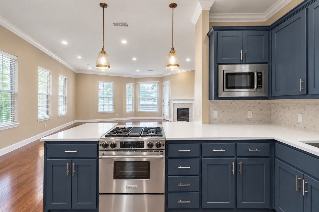 5102 Ridgedale Ave - Photo 5 of 14