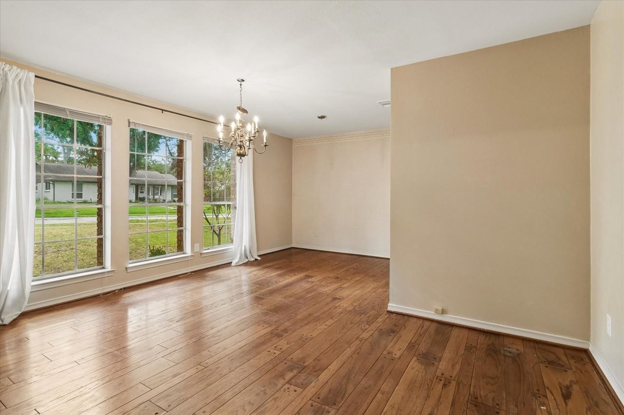 13437 Purple Sage Rd - Photo 2 of 14