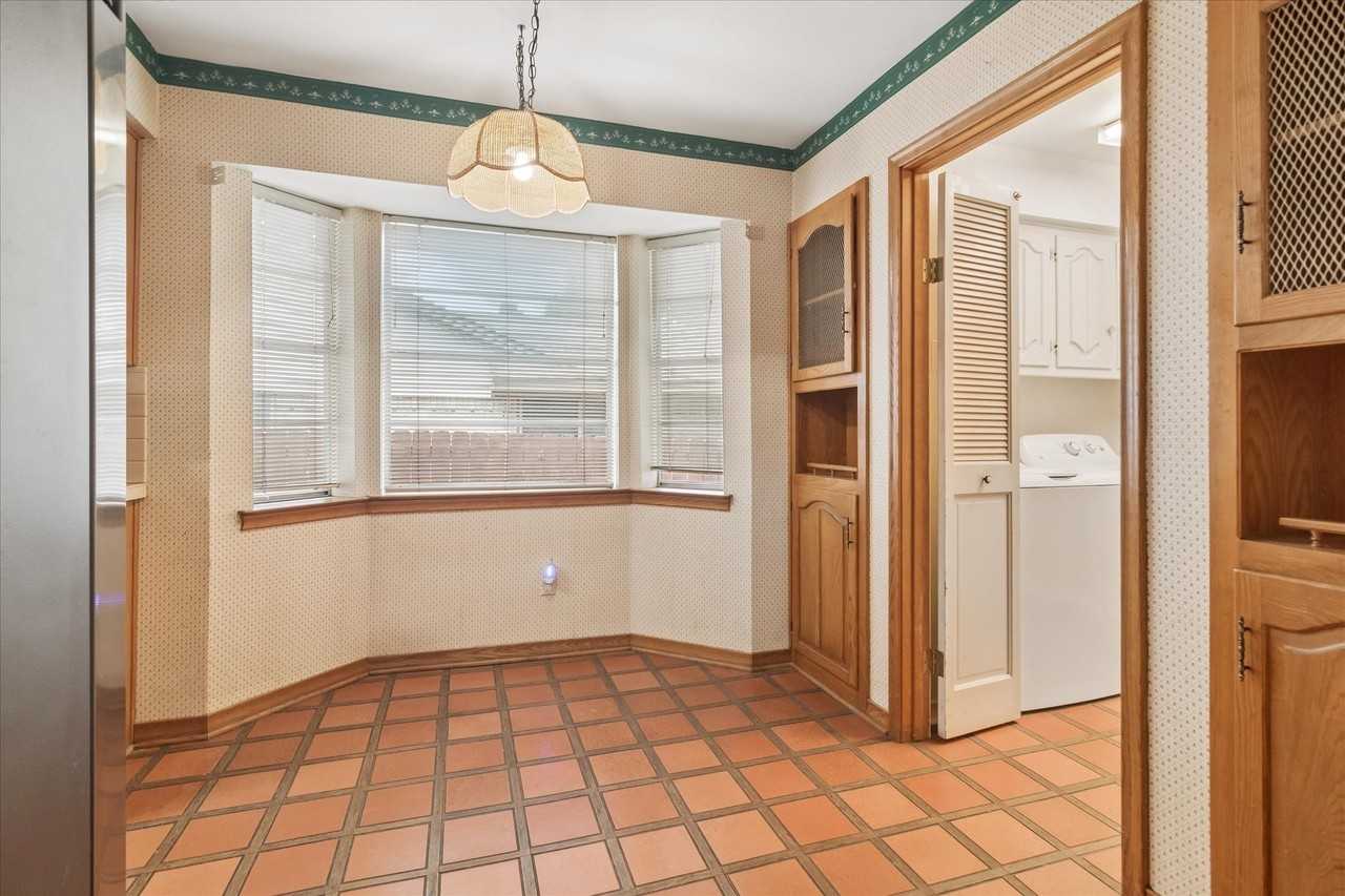 13437 Purple Sage Rd - Photo 6 of 14