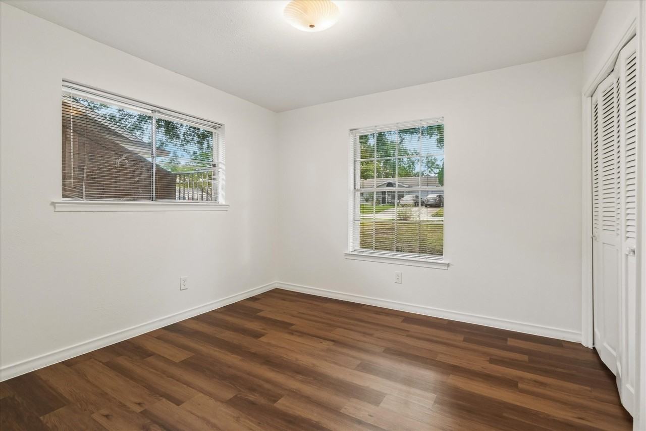 13437 Purple Sage Rd - Photo 7 of 14
