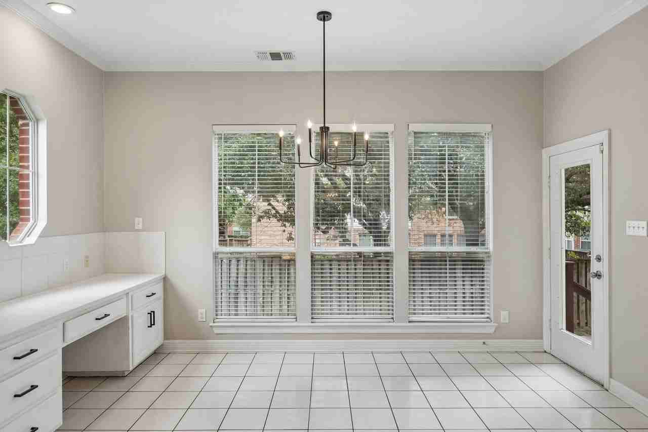 505 Northwood Trl - Photo 6 of 30