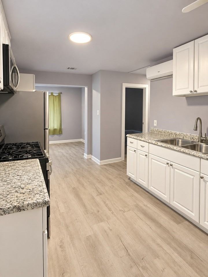 606 Kelly Ter - Photo 4 of 19