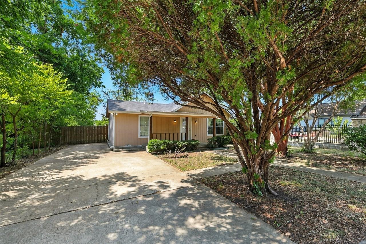 7243 Ash St - Photo 2 of 31