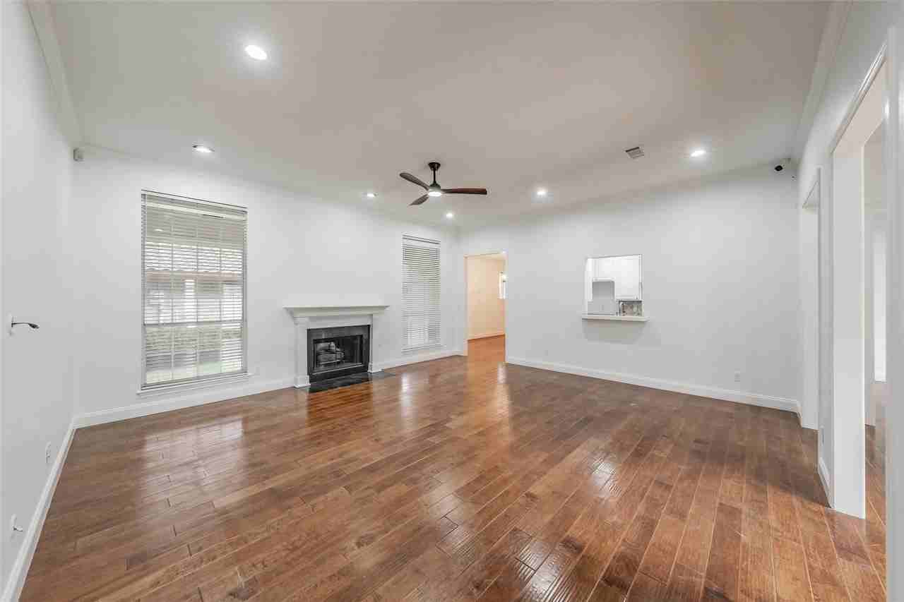 816 Havenwood Ln S - Photo 4 of 29