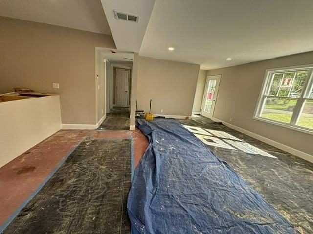 14 Meadow Ln - Photo 4 of 19