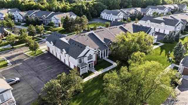 16766 Dover Dr - Photo 6 of 50