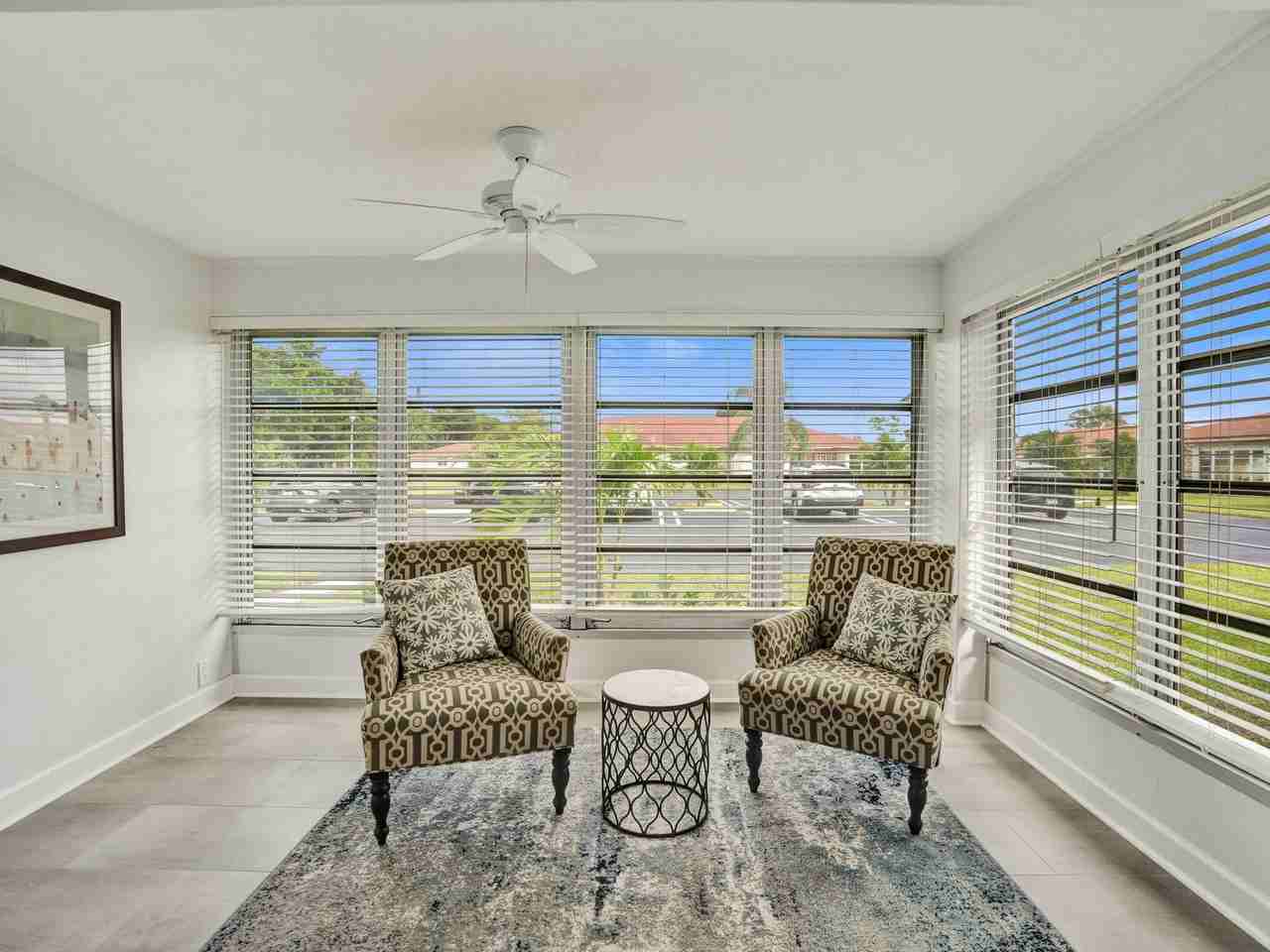 315 Nw 50th Ave #C - Photo 3 of 26