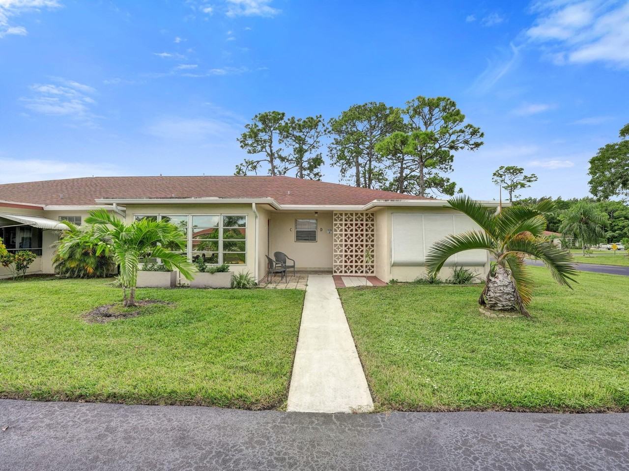 315 Nw 50th Ave #C - Photo 6 of 26