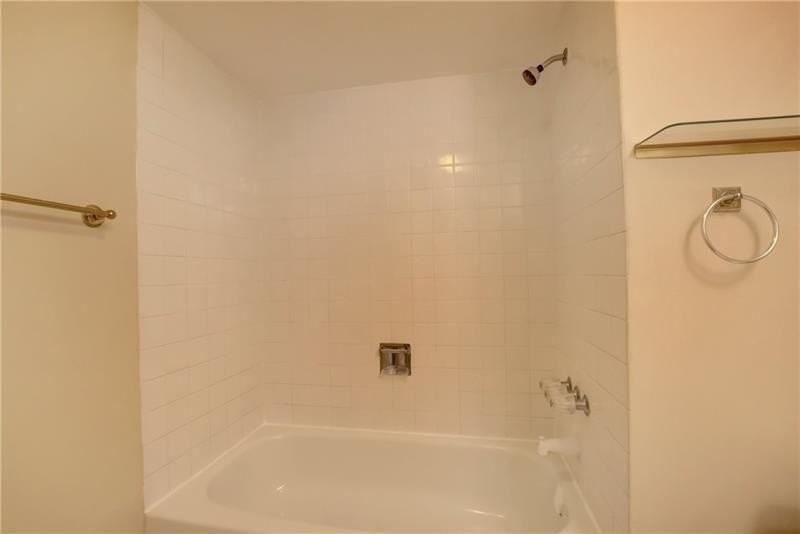8735 Ramblewood Dr #212 - Photo 6 of 22