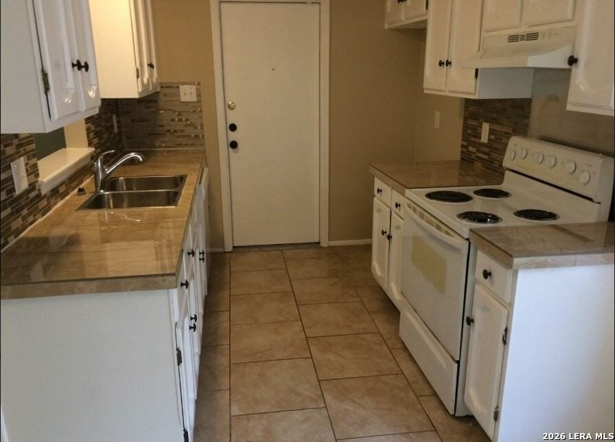 4914 Grey Hawk Dr - Photo 3 of 4