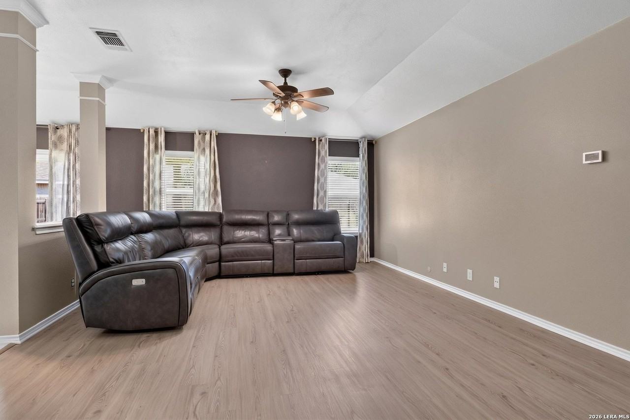15034 Preston Court Dr - Photo 6 of 30