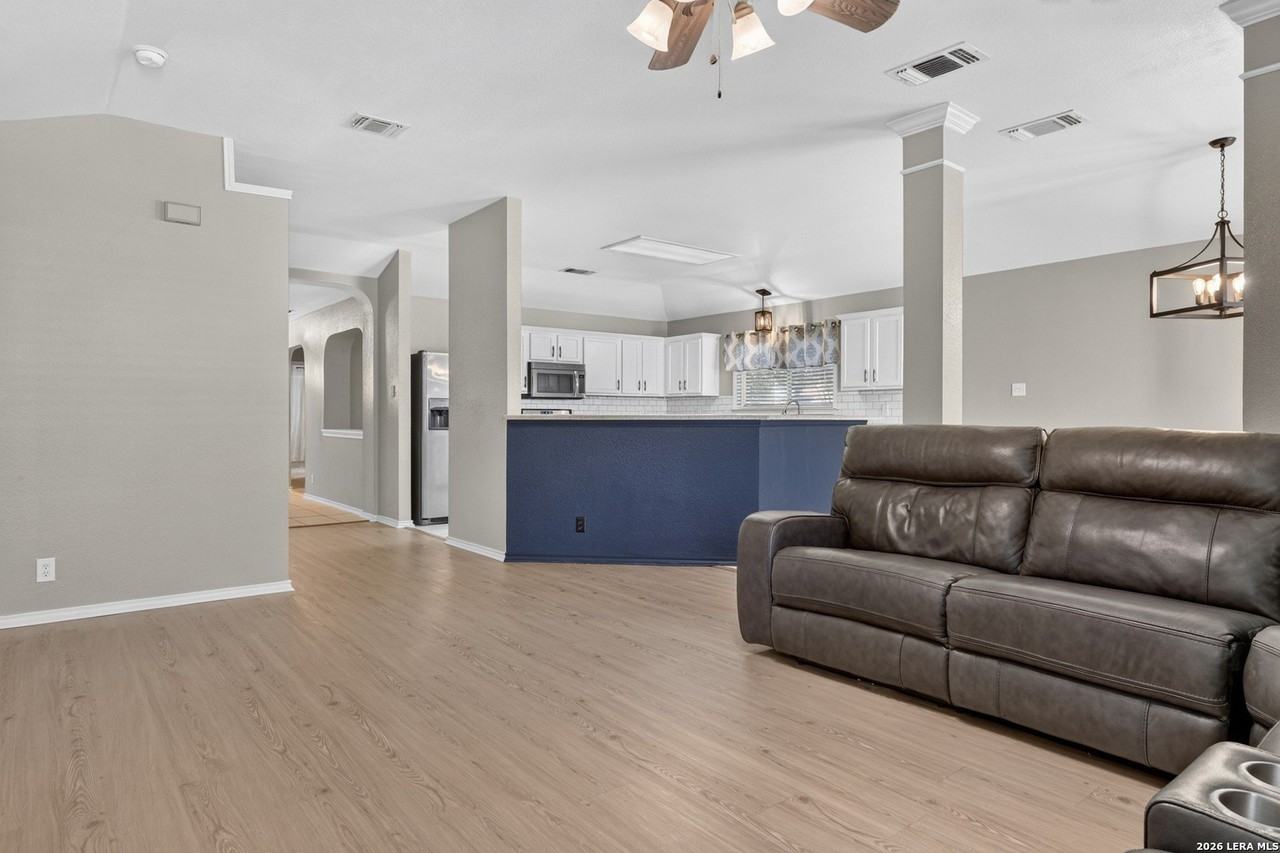 15034 Preston Court Dr - Photo 7 of 30