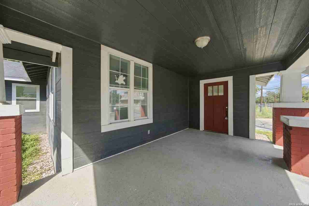 501 Hunstock Ave - Photo 3 of 27