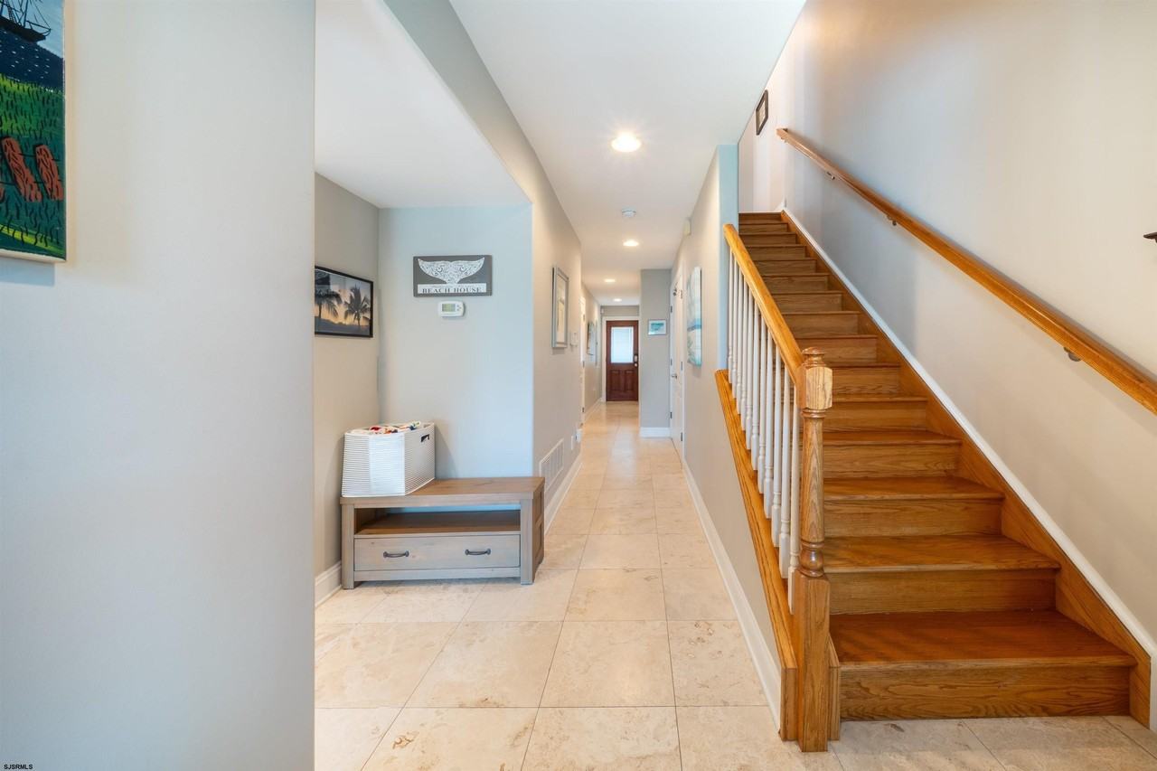 333 38th St S #A - Photo 6 of 50